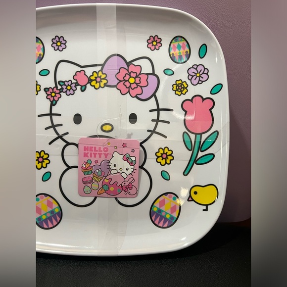 Sanrio Hello Kitty Set of 4 Easter Plates - NWT - Picture 6 of 6